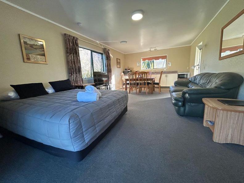 Kiwi Park Motels Murchison Exterior foto